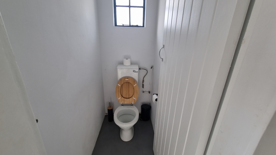 To Let Commercial Property for Rent in Woodstock Western Cape